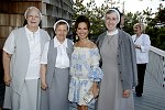 Littleflower sisters with Susan Lucci