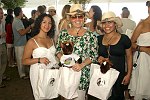 Kathiya Zelaseo, Elvira Grau, Jeri Chico